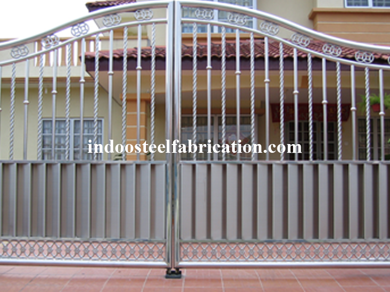 SS Main Gate